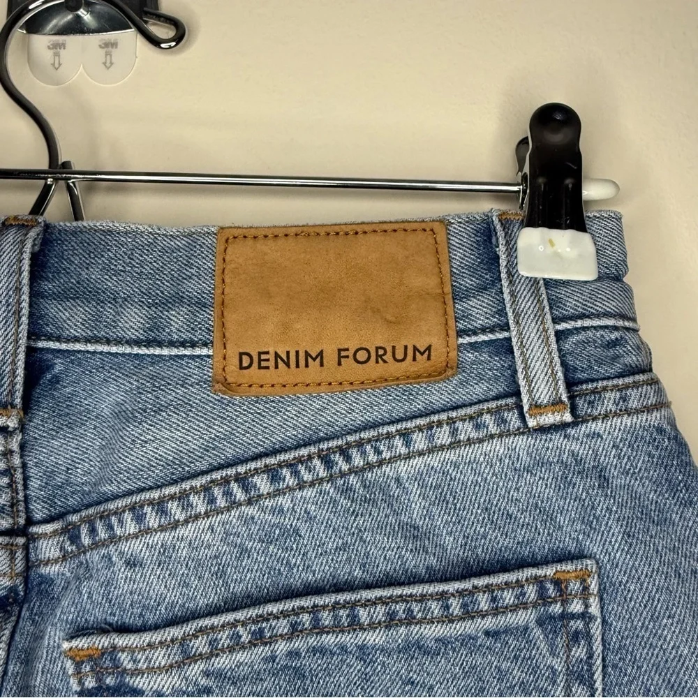 ARITZIA DENIM FORUM The City Slim Denim Short